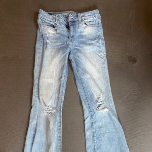 American Eagle Hi-Rise Boho Artist Flare Jeans, 6